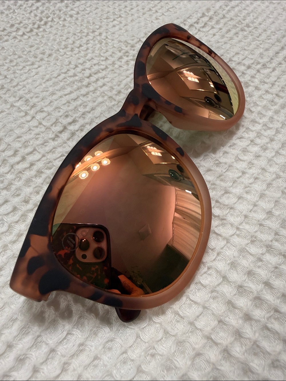 Blenders- Tortoiseshell Ombré to Pink Sunnies with Rose Gold Mirror